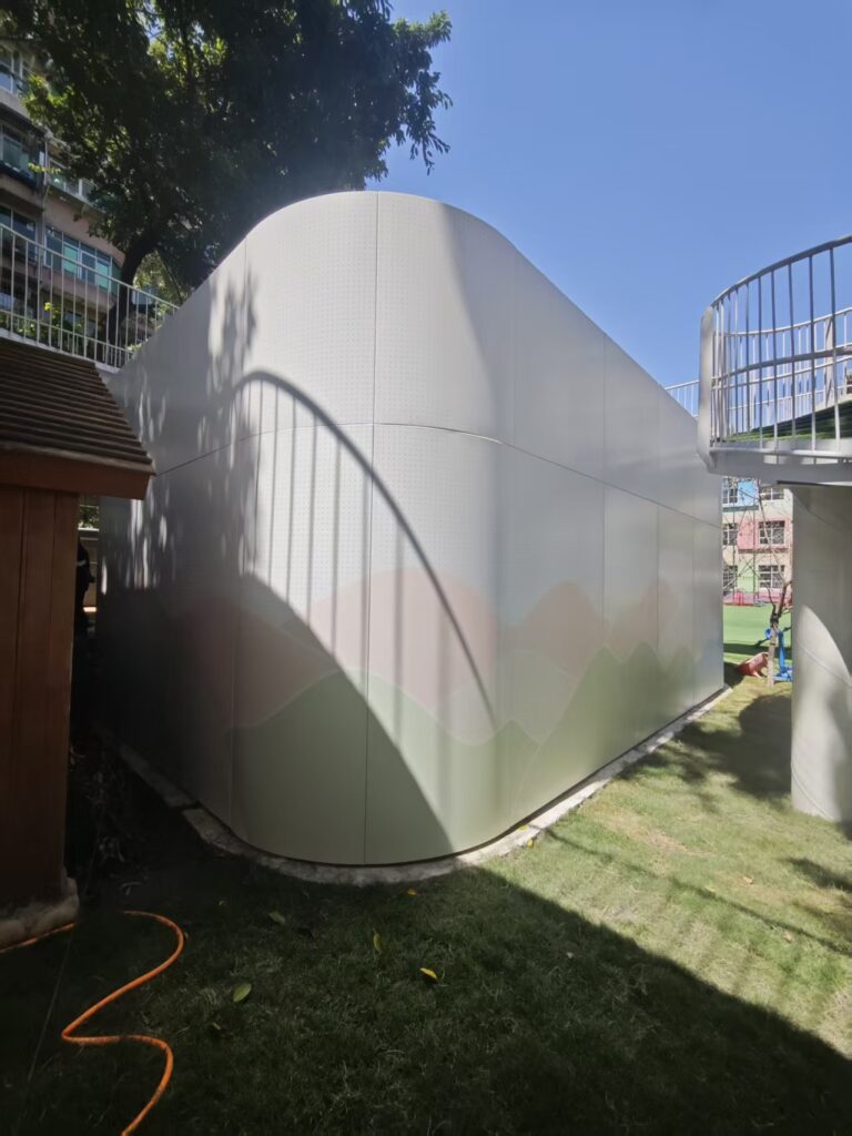 成都玉泉幼儿园UV铝单板 UV铝单板 成都铝单板安装 成都铝单板厂家